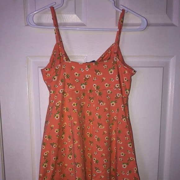 Orange floral dress from forever 21. - Picture 3 of 3